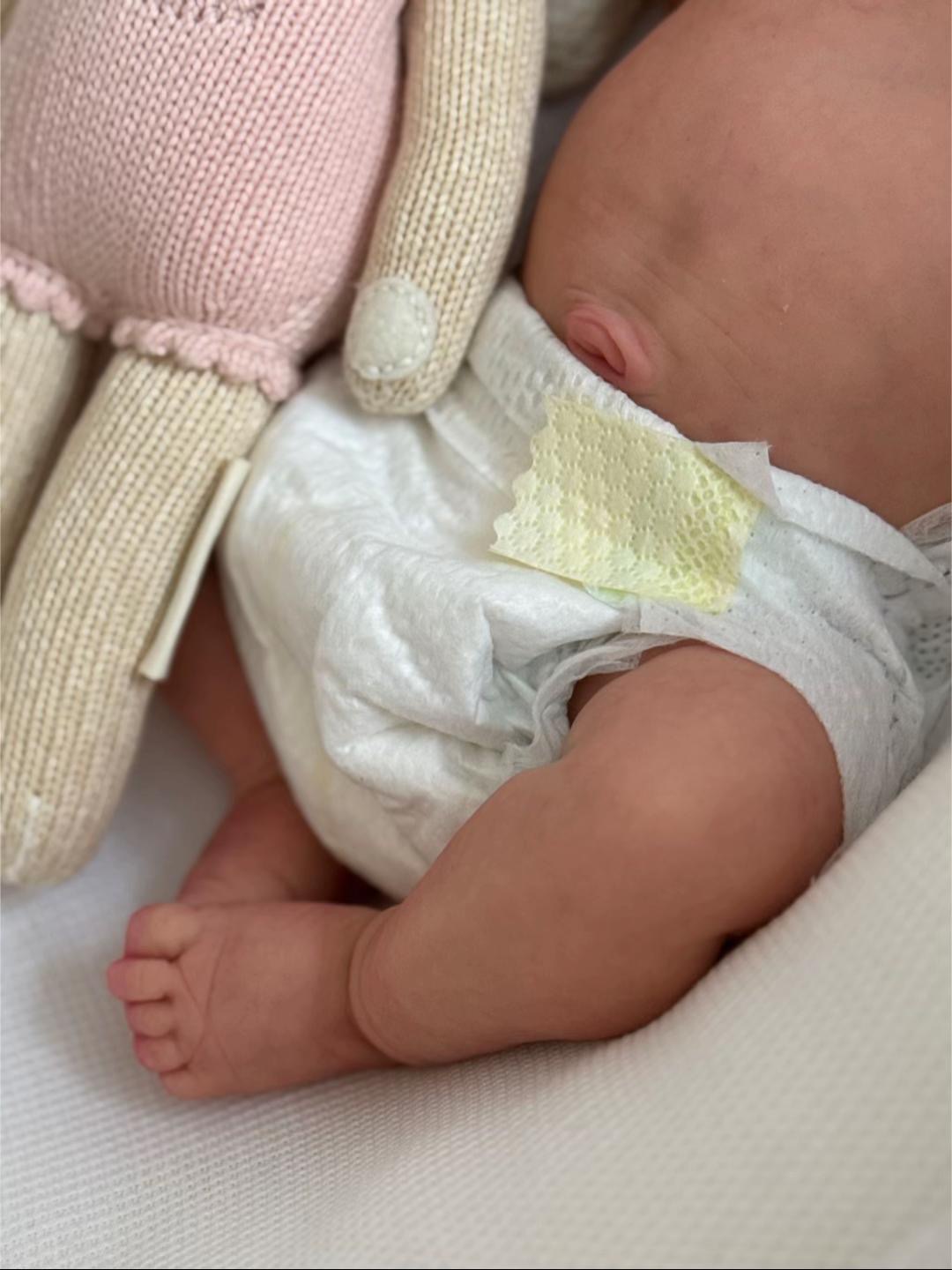 Baby Lola – 18" Full Body Silicone Baby Girl Reborn Doll, Realistic Sleeping Doll (Bald/No Hair)