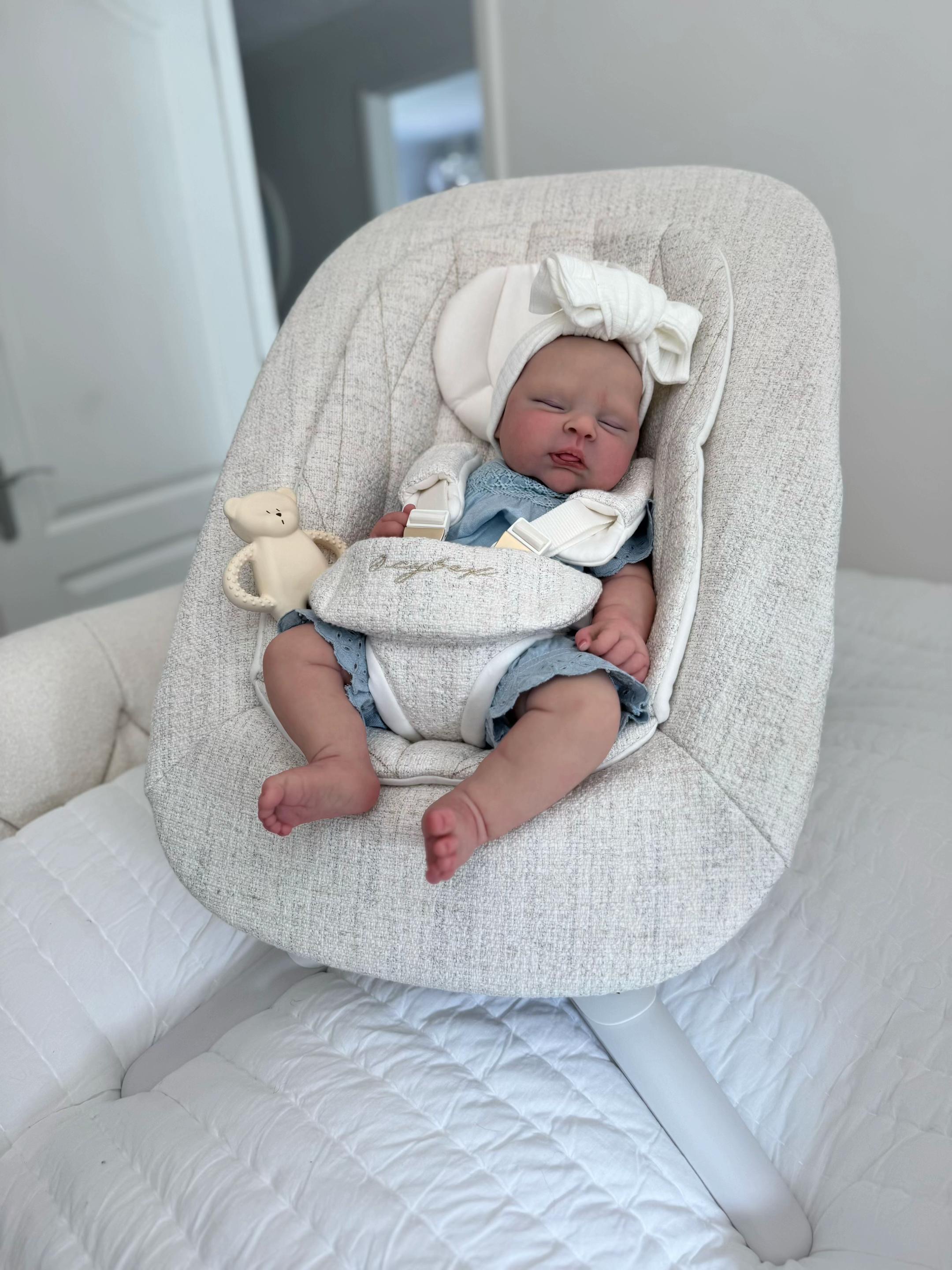 Baby Lena (Bald Edition) – 18.5" Full Body Silicone Sleeping Chubby Reborn Baby Girl